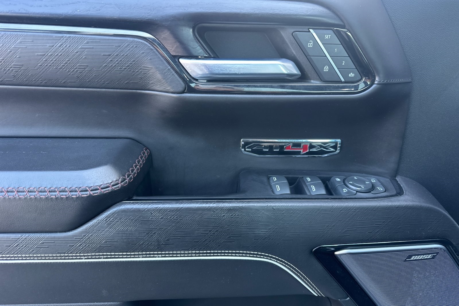 2023 Gmc Sierra 1500 AT4X photo 11