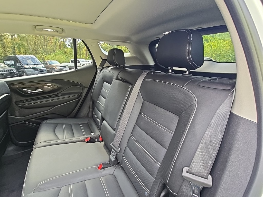 2023 Gmc Terrain Denali photo 14