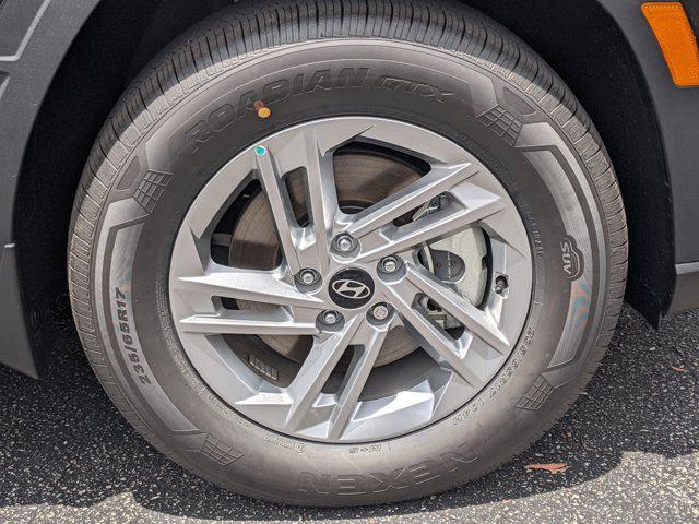 2025 Hyundai Tucson SE photo 10