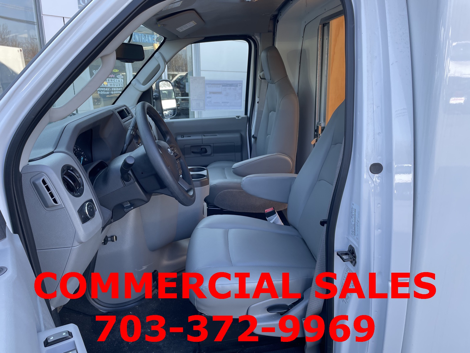 2025 Ford E-350 photo 16