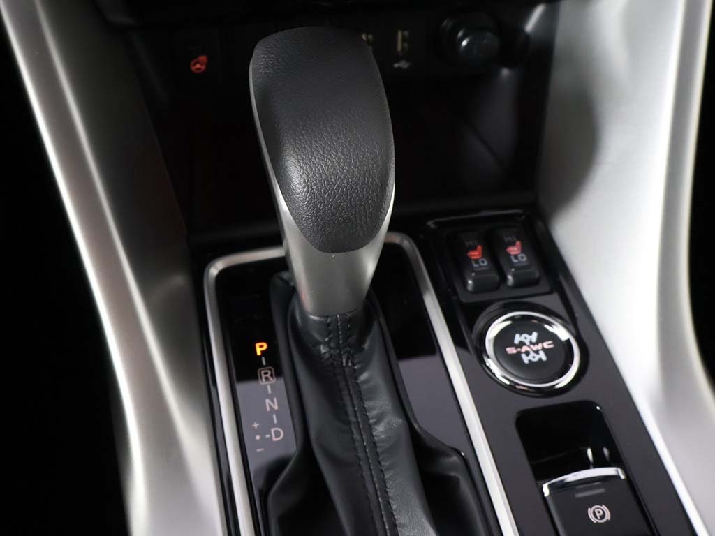 2026 Mitsubishi Eclipse Cross SEL photo 45