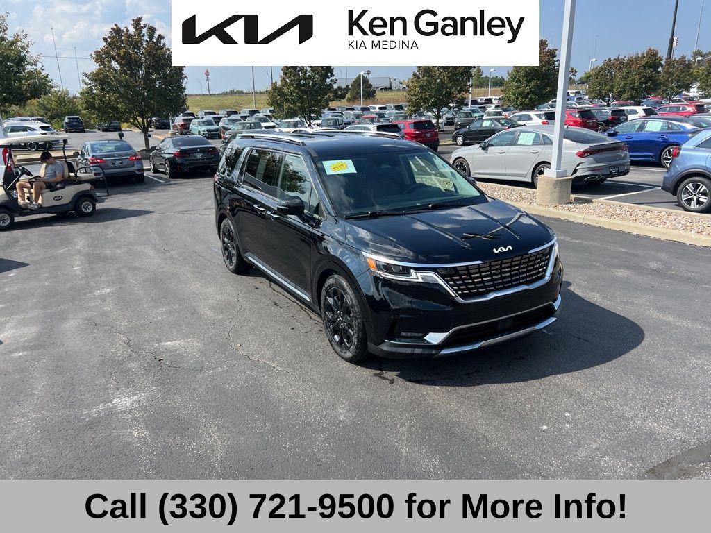 2022 Kia Carnival SX Prestige photo 2