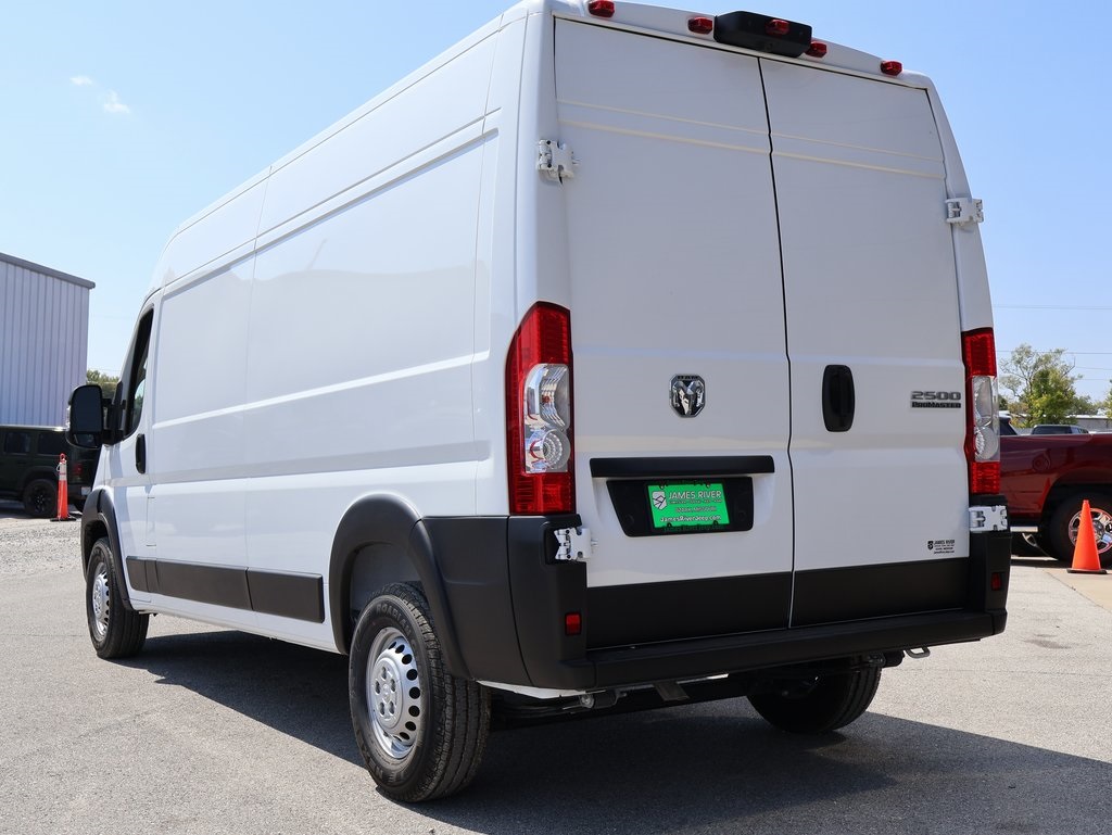 2025 Ram ProMaster 2500 photo 3