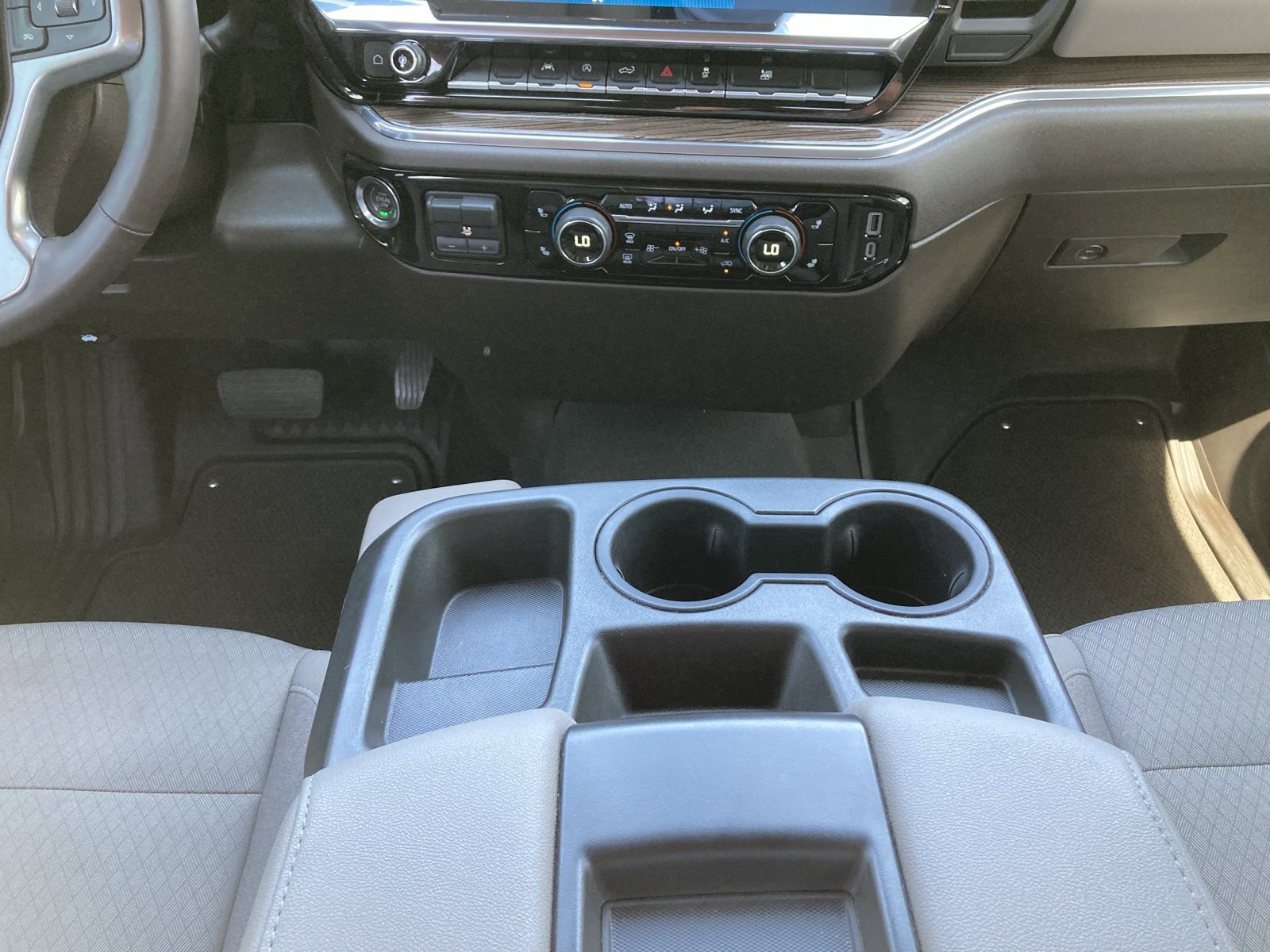 2023 Chevrolet Silverado 1500 LT photo 32