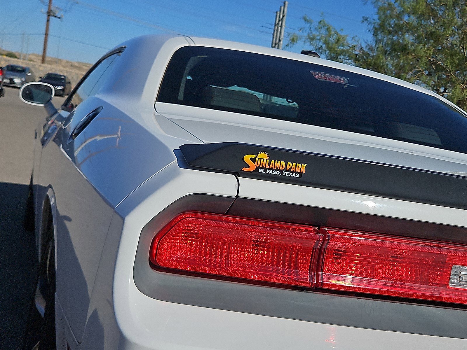 2014 Dodge Challenger R/T photo 13