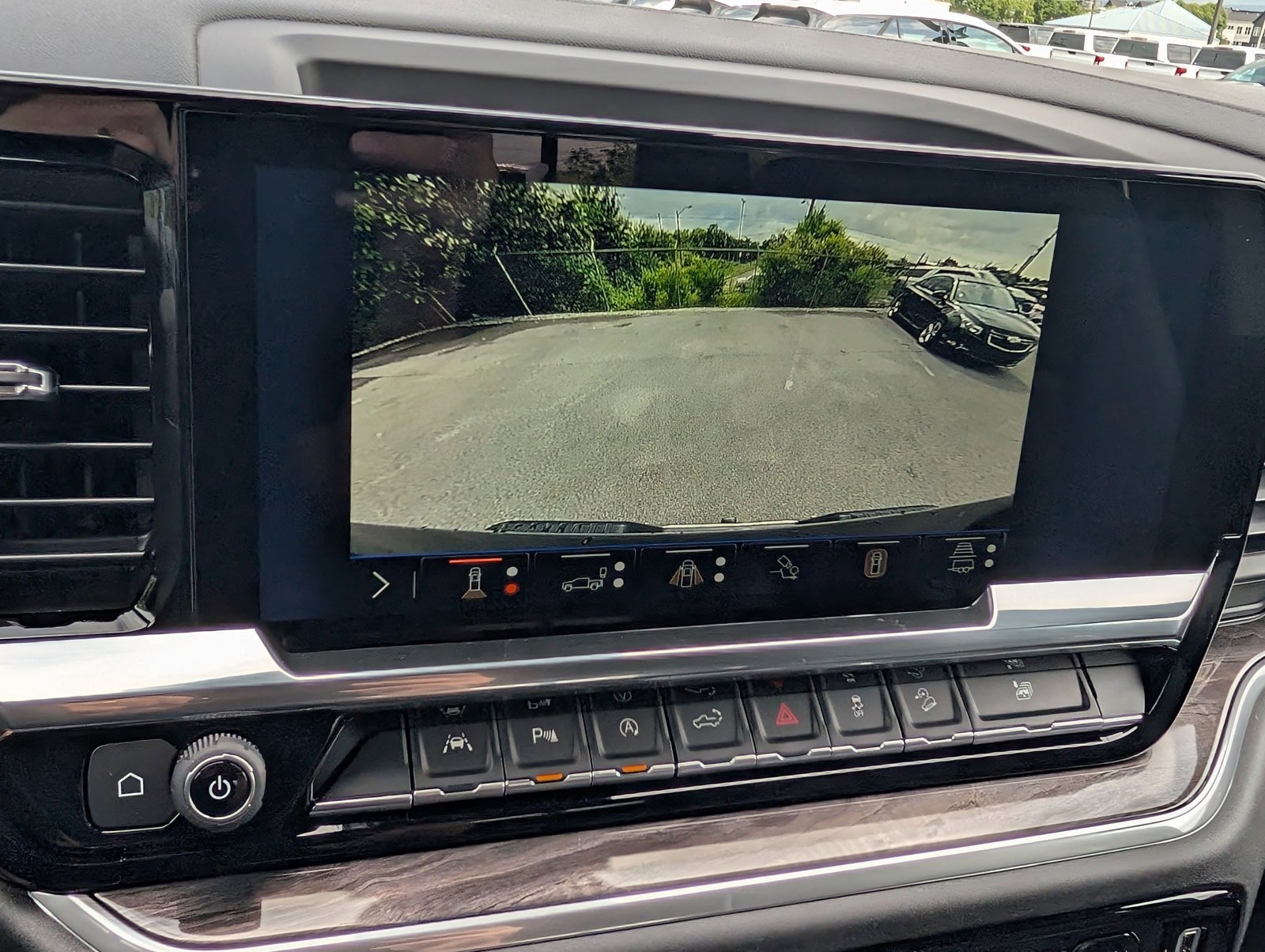 2025 Chevrolet Silverado 1500 LTZ photo 10