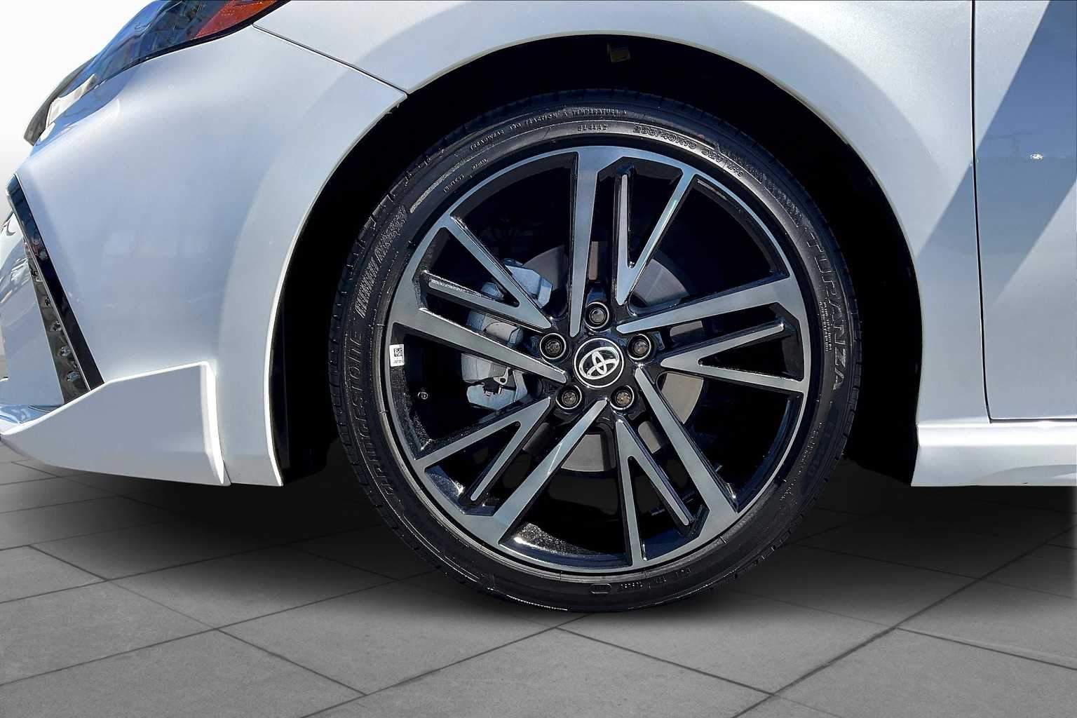 2025 Toyota Camry XSE photo 10