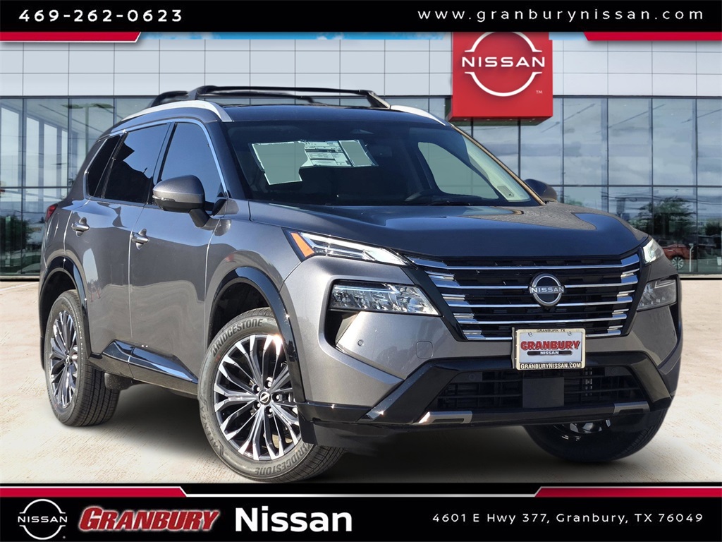 2026 Nissan Rogue Platinum's photo