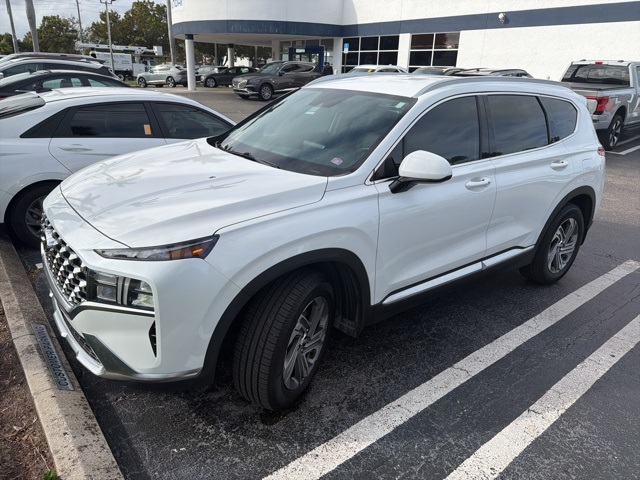 2022 Hyundai Santa Fe SEL's photo