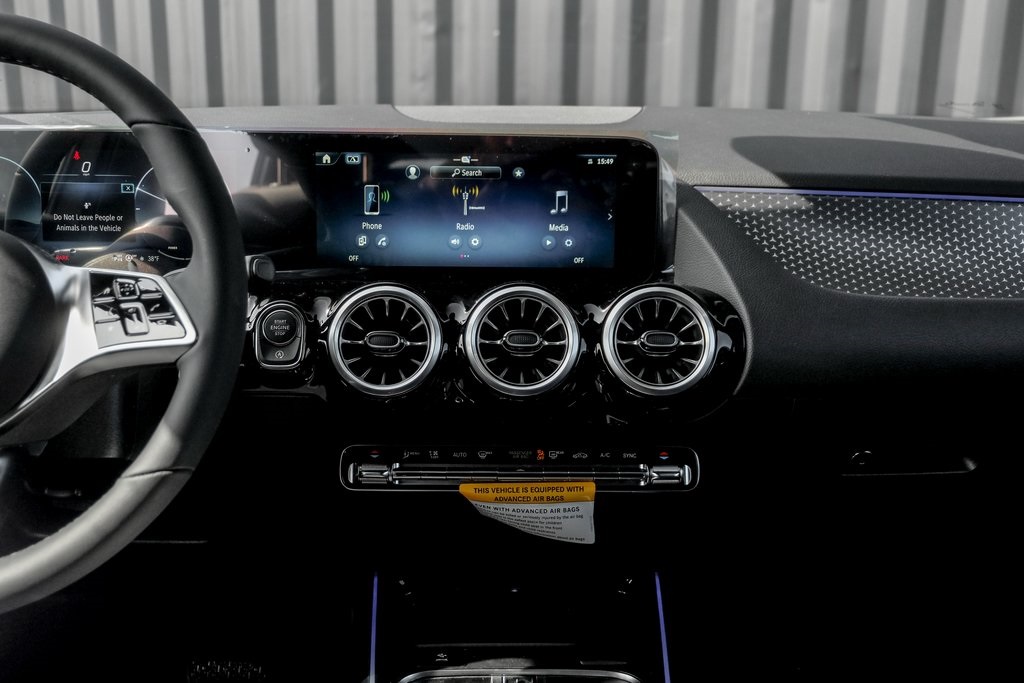 2025 Mercedes Benz GLA 250 4MATIC photo 19