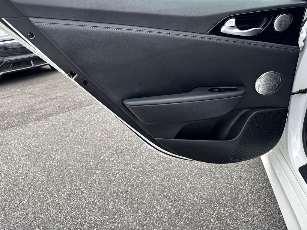 2020 Kia Stinger GT-Line photo 21