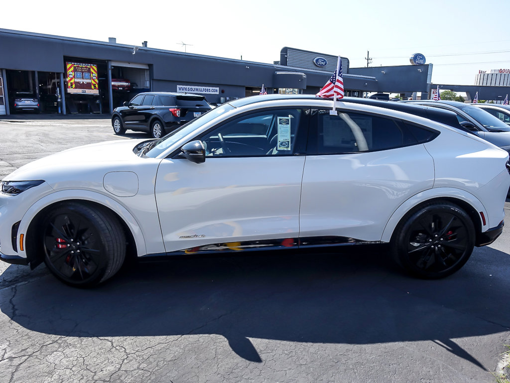 2025 FORD MUSTANG MACH-E - Image 3