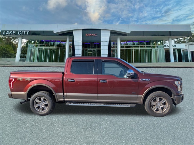 2015 Ford F-150 Lariat photo 2