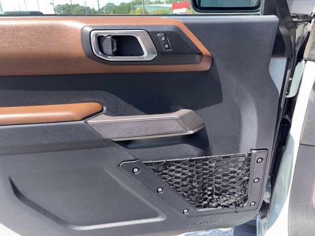 2021 Ford Bronco Outer Banks photo 11
