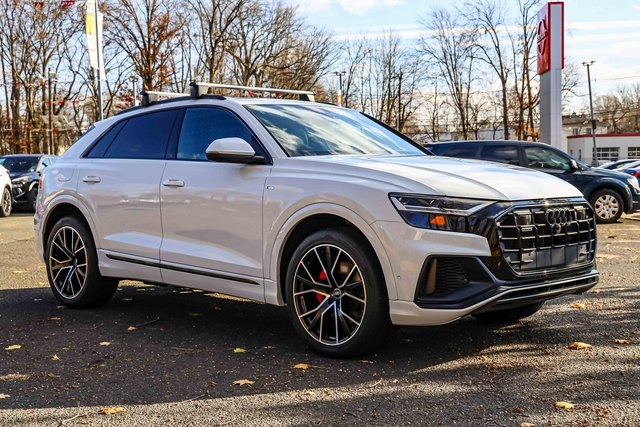 2022 Audi Q8 Premium Plus's photo