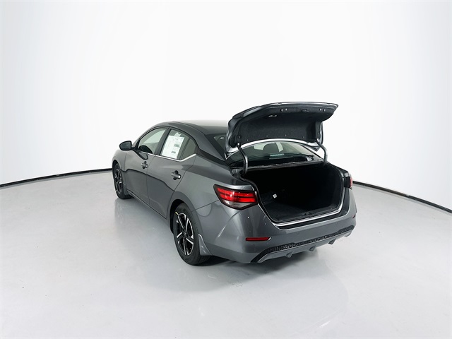 2025 Nissan Sentra SV photo 9