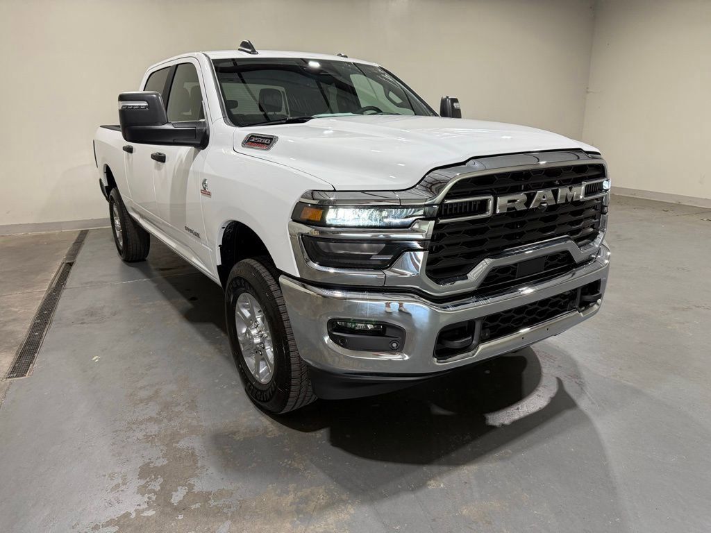 2026 RAM Ram 3500 Pickup Big Horn's photo