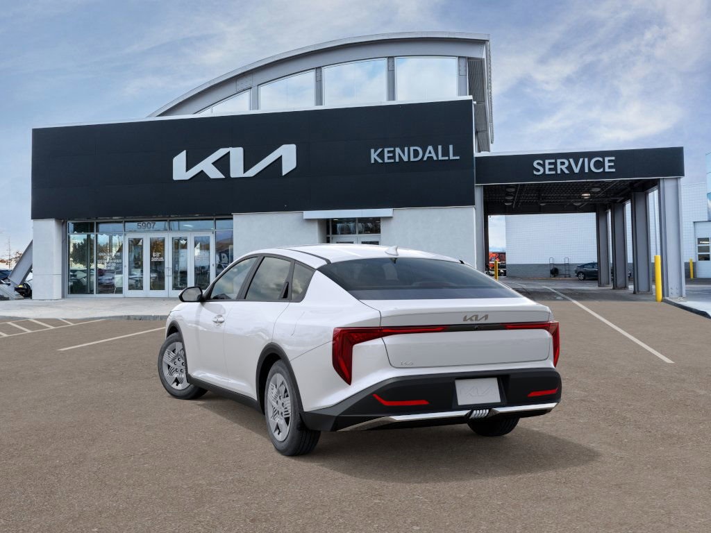 2025 Kia K4 LX photo 2