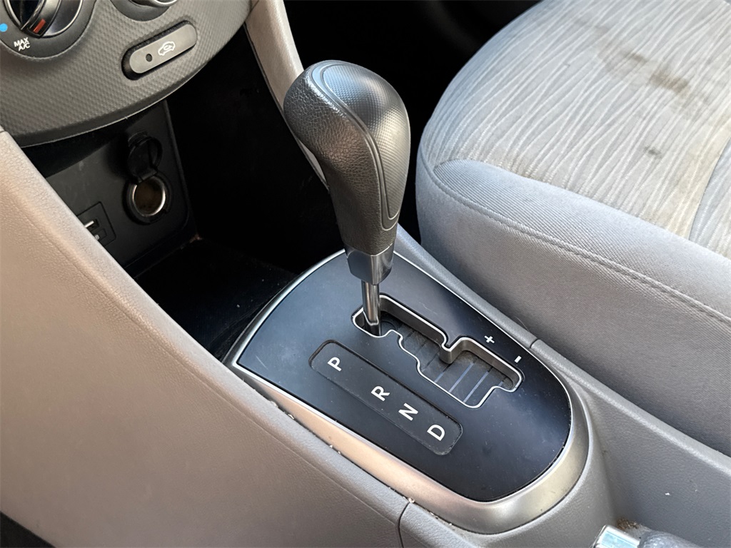 2016 Hyundai Accent SE photo 6