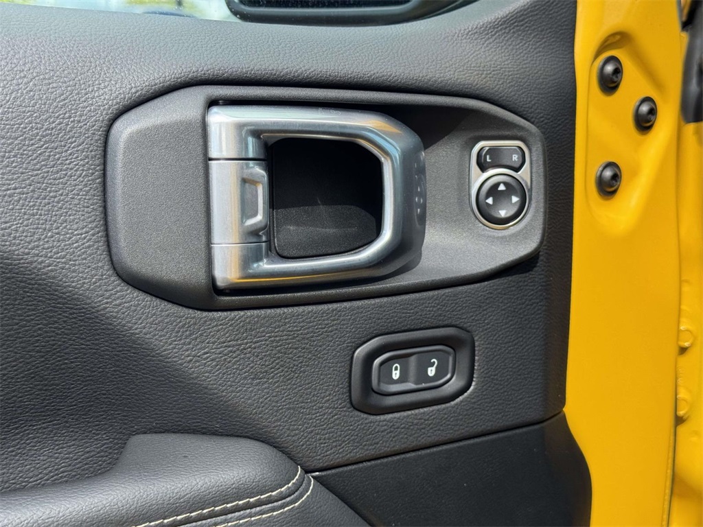 2021 Jeep Wrangler Unlimited Sahara photo 27
