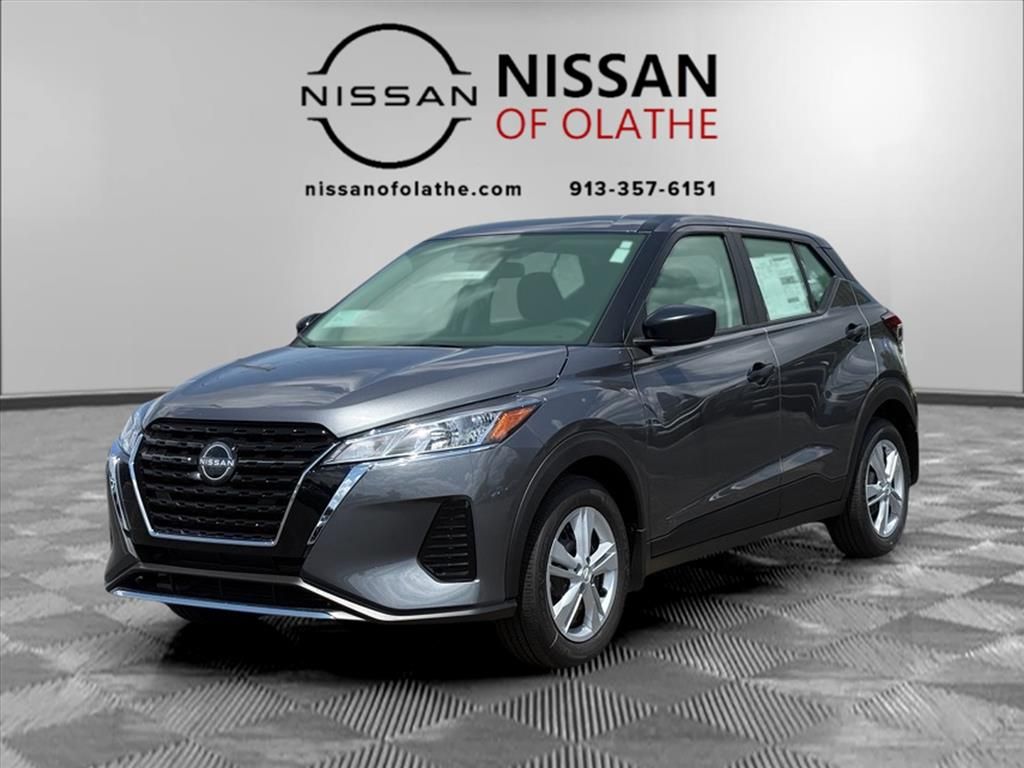 2025 Nissan KICKS PLAY Base's photo