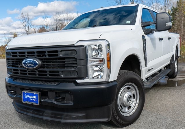 2024 Ford F-250 Super Duty XL's photo
