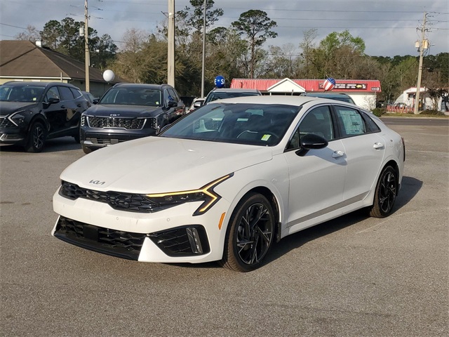 2025 Kia K5 GT-Line photo 5