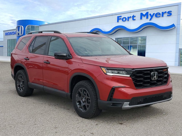 2025 Honda Pilot TrailSport's photo