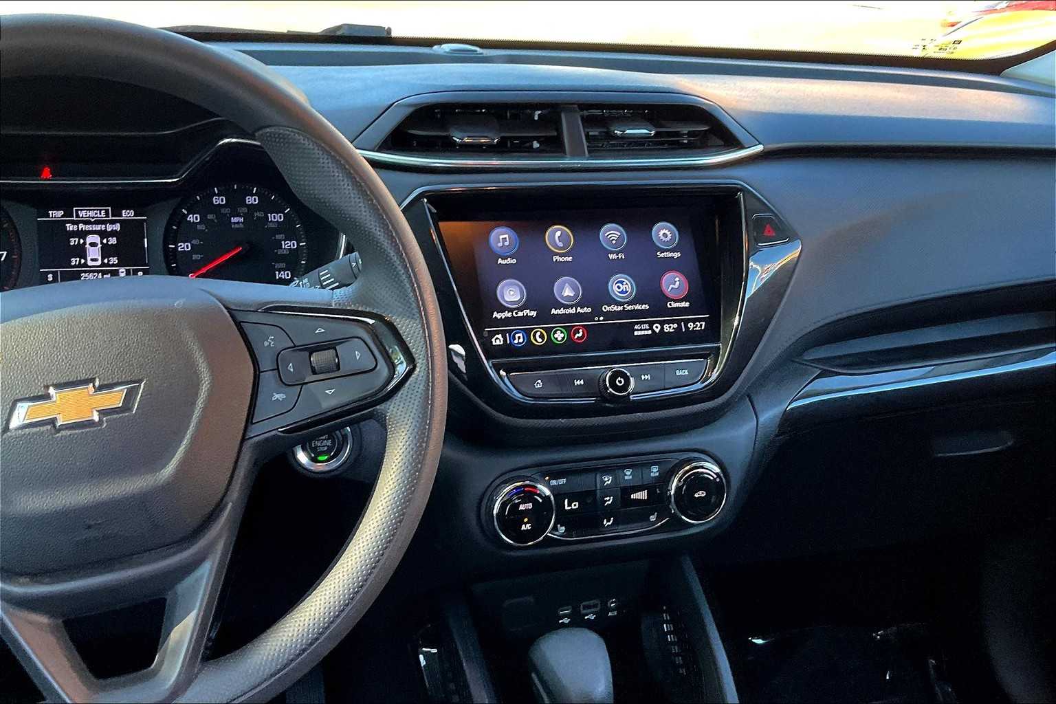 2023 Chevrolet Trailblazer LT photo 18