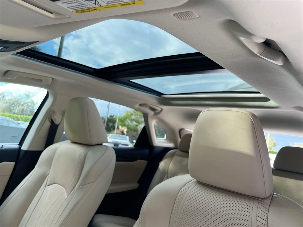 2021 Lexus RX 350 photo 15