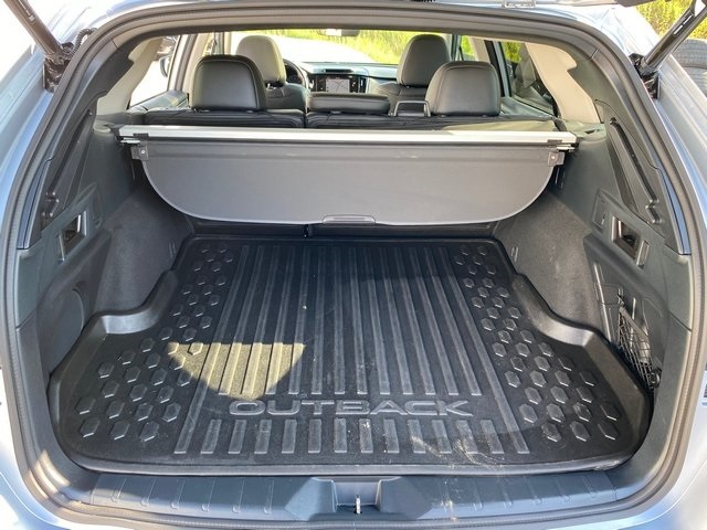 2022 Subaru Outback Limited photo 20
