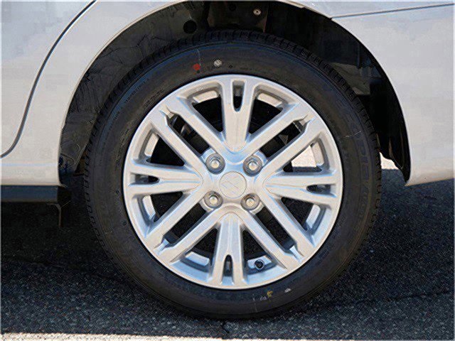 2024 Mitsubishi Mirage G4 LE photo 3