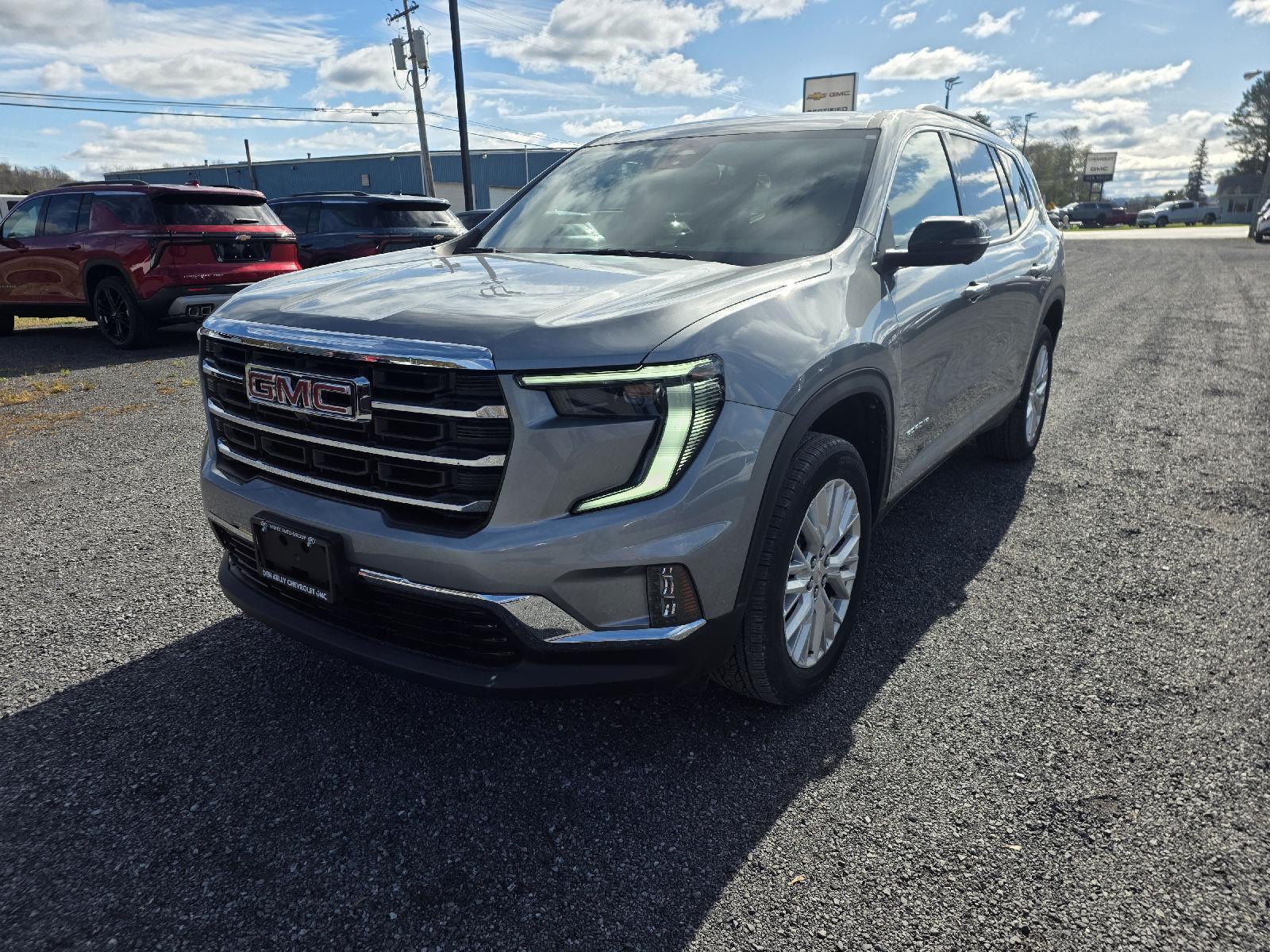 2025 GMC Acadia Elevation's photo