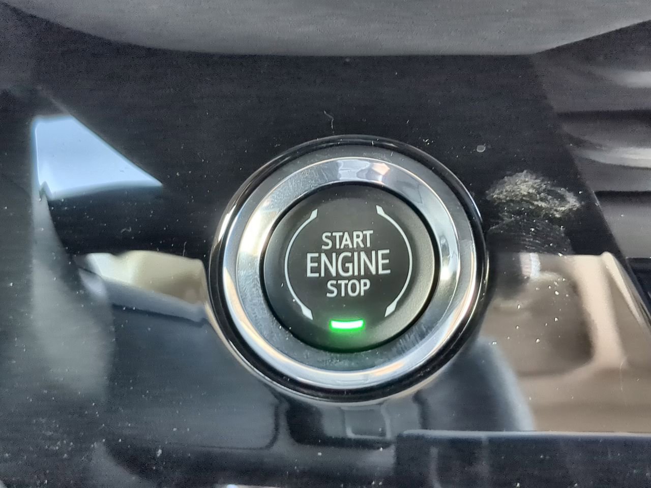 2025 Buick Envision Sport Touring photo 17