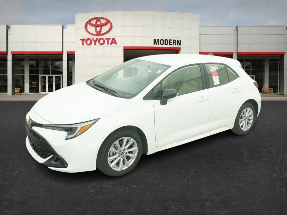 2026 Toyota Corolla Hatchback SE's photo