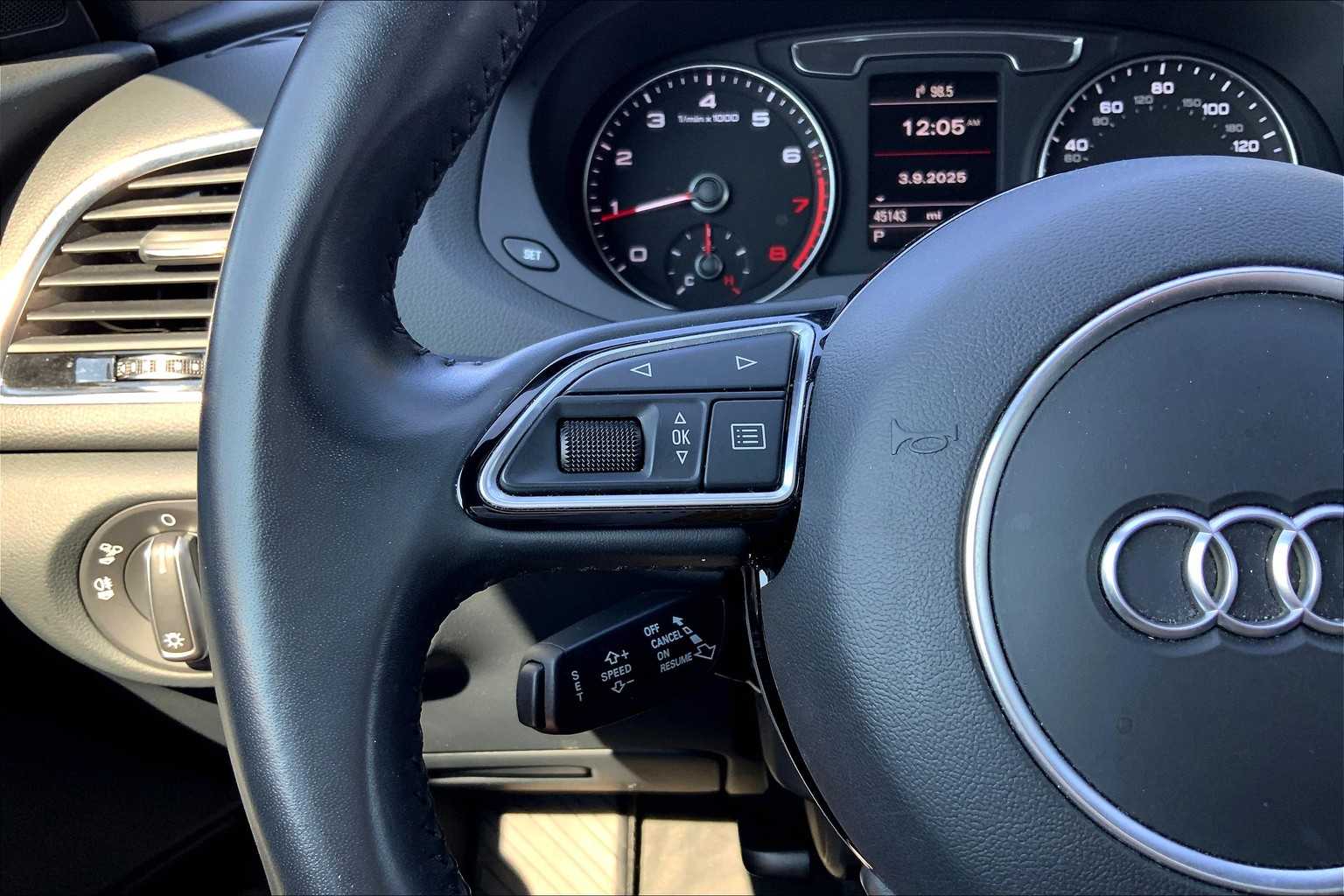 2018 Audi Q3 Premium photo 22