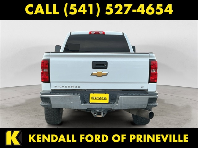 2015 Chevrolet Silverado 2500HD LT photo 4