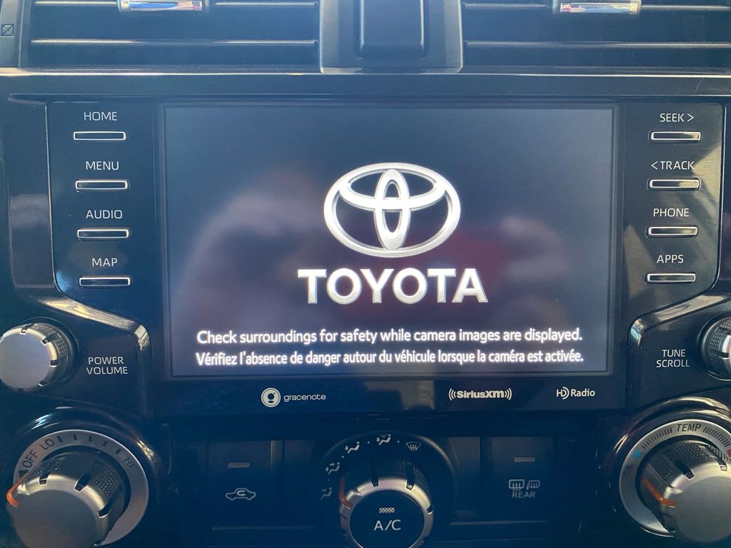 2024 Toyota 4Runner TRD Off-Road Premium photo 9