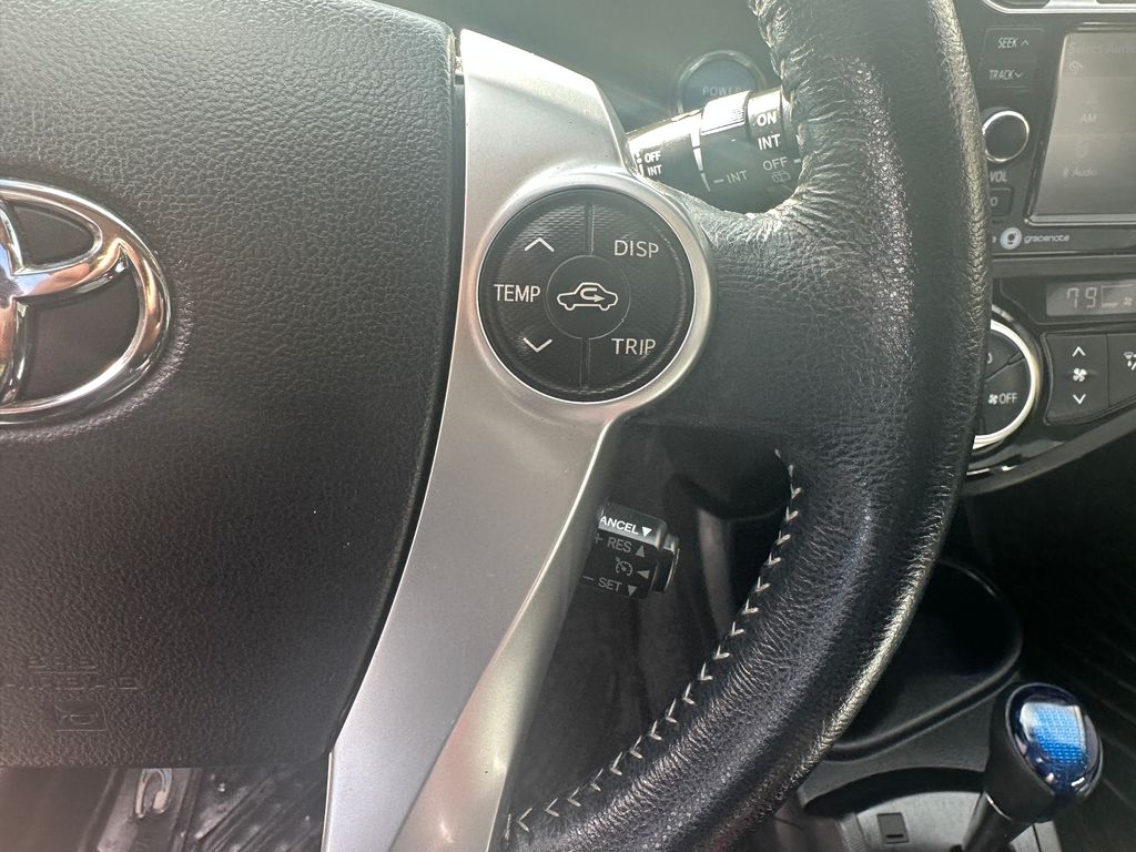 2015 Toyota Prius C Four photo 20