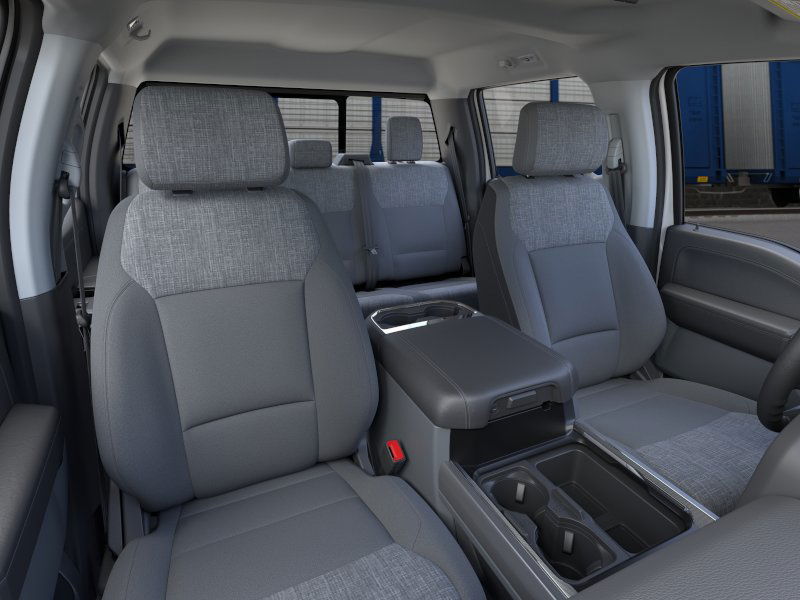 2026 Ford F-350 XLT photo 8