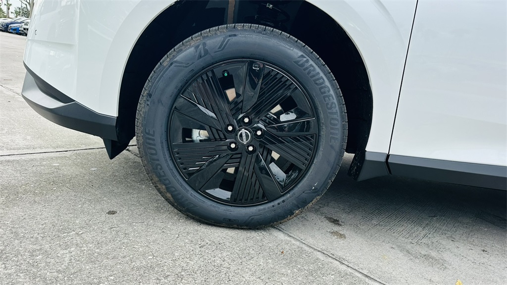2025 Nissan Murano SV photo 10