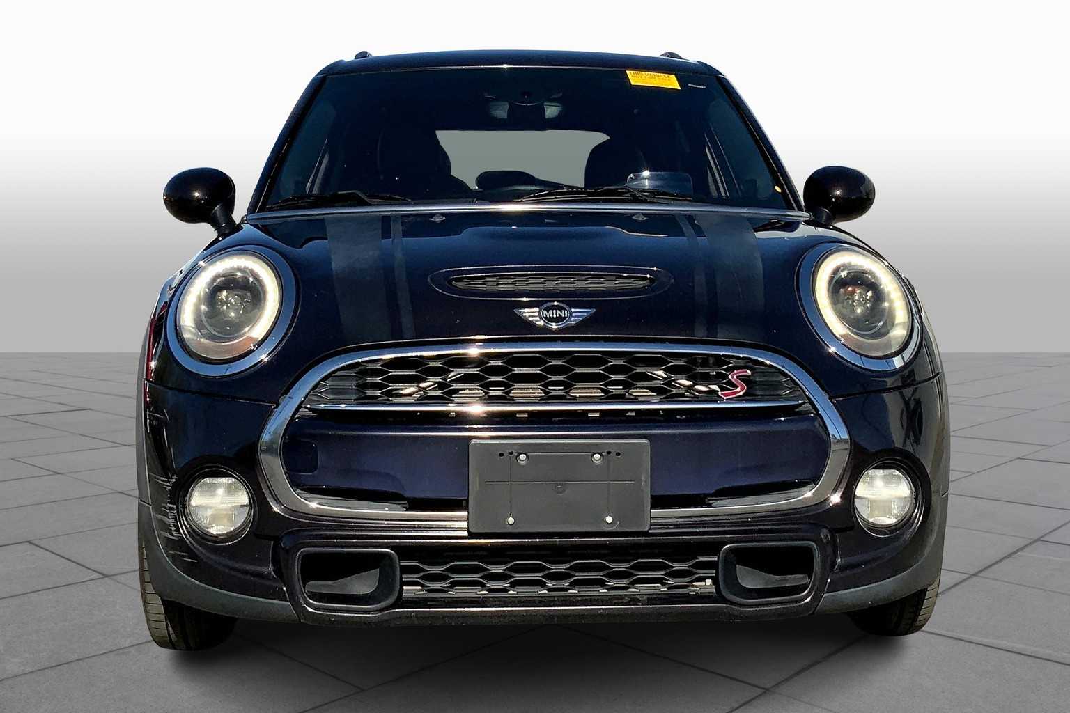 2016 Mini Cooper Hardtop 4 Door S photo 3