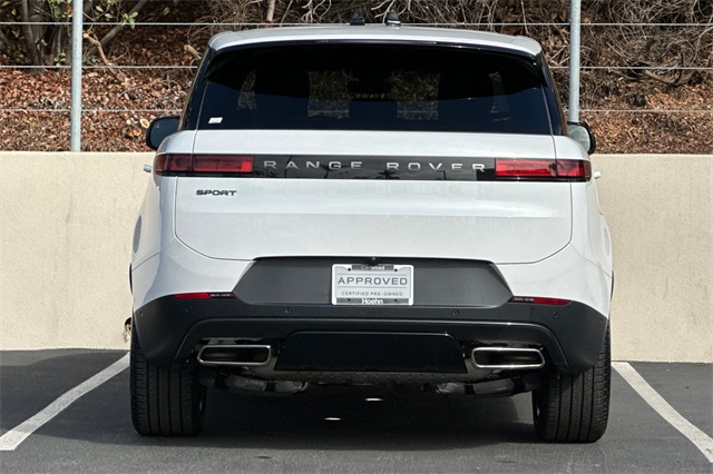 2025 Land Rover Range Rover Sport SE photo 3