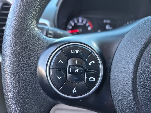 2021 Kia Soul LX photo 18