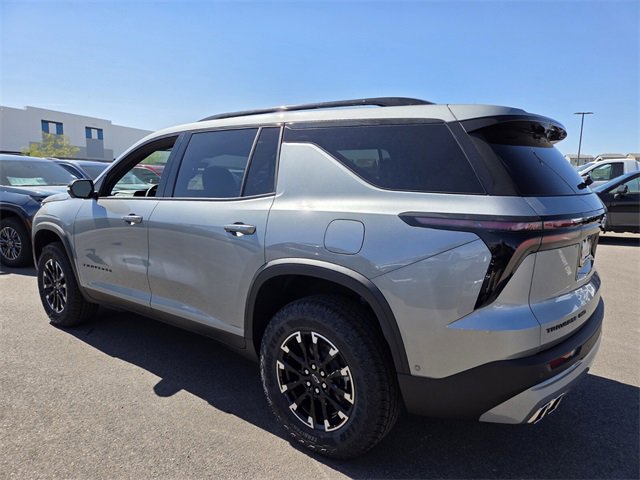 2026 Chevrolet Traverse Z71 photo 2