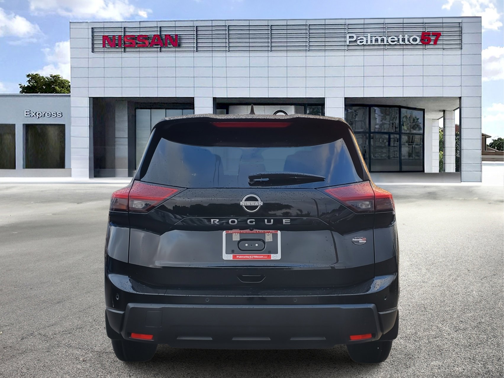 2025 Nissan Rogue S photo 4