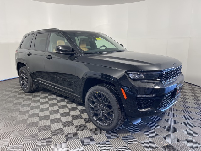 2025 Jeep Grand Cherokee Summit Reserve's photo