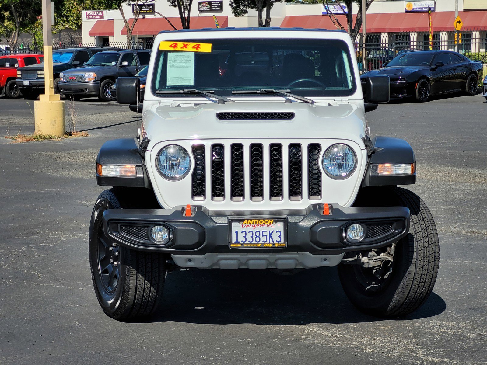 2021 Jeep Gladiator Mojave photo 2