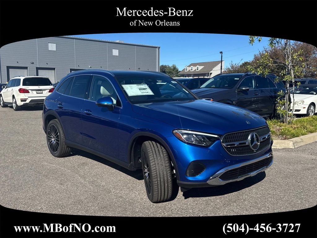 2026 Mercedes-Benz GLC Base's photo