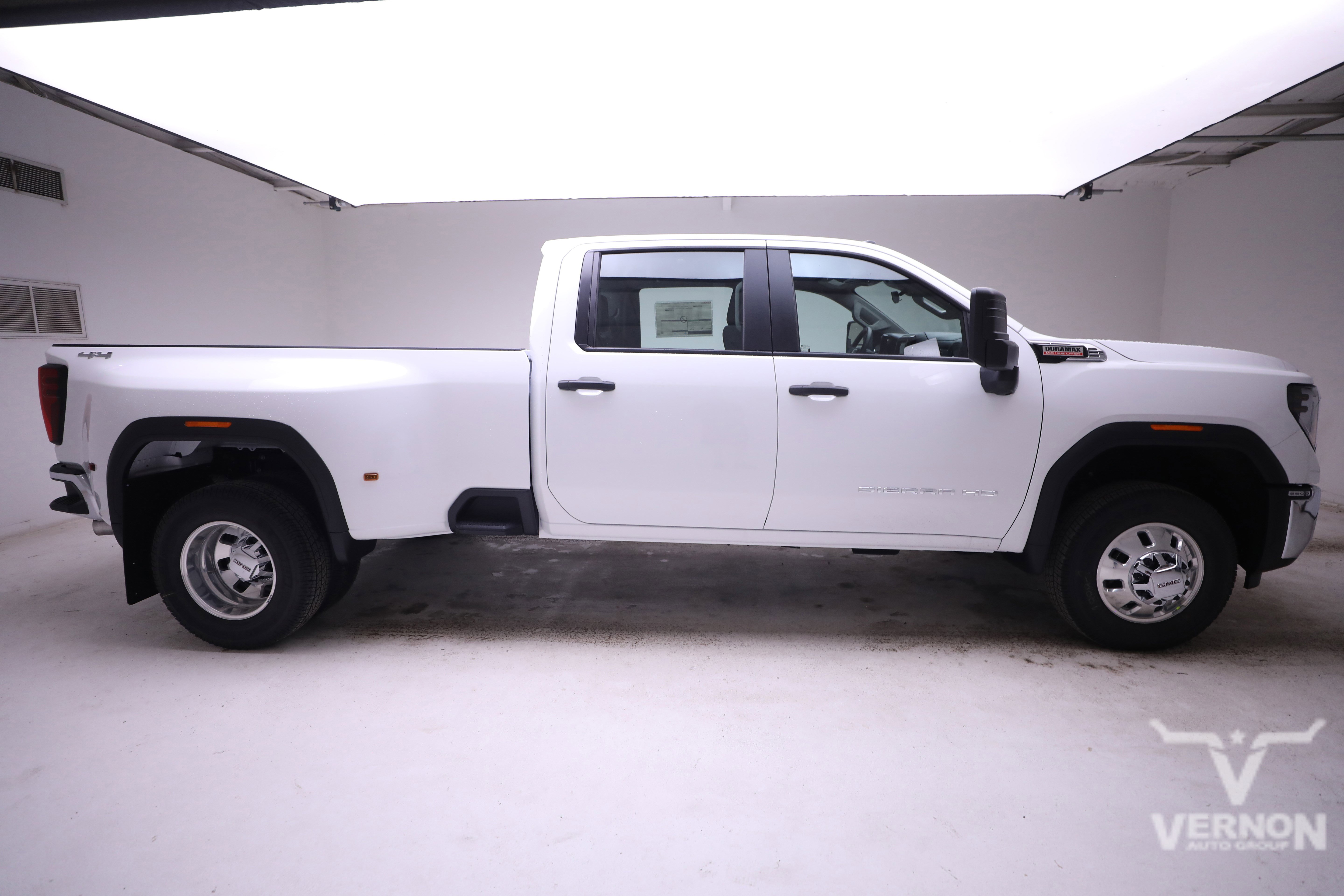 2026 Gmc Sierra 3500 HD Pro photo 3